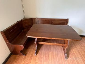 Panca angolare con tavolo in legno