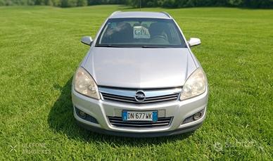 Opel Astra 1.6 16V VVT Station Wagon Cosmo