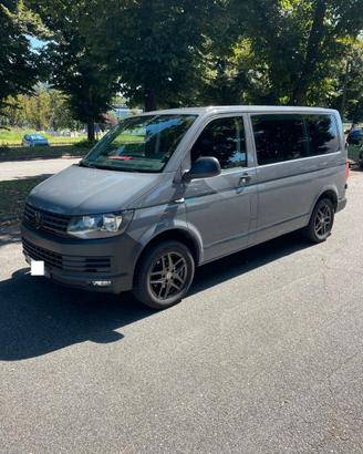 Volkswagen T6 Caravelle Kombi PC 2017 150 CV