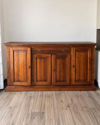 Credenza in legno massello tinto noce