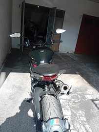 Benelli 752S pari al nuovo