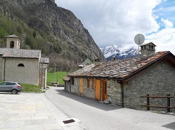 MONOLOCALE A OLLOMONT