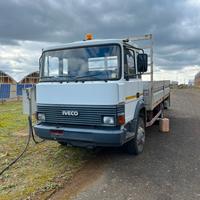 Iveco 115-17 targa gialla