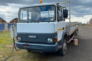 Iveco 115-17 targa gialla