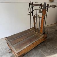 Bilancia bascula vintage legno e ferro