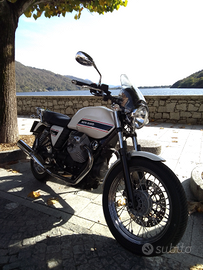 Moto Guzzi V7 Classic 2010