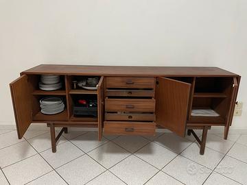 Credenza vintage in legno