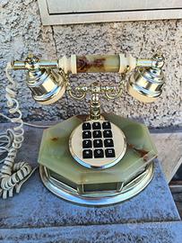 telefono vintage Astral della "Onyx Collection", 