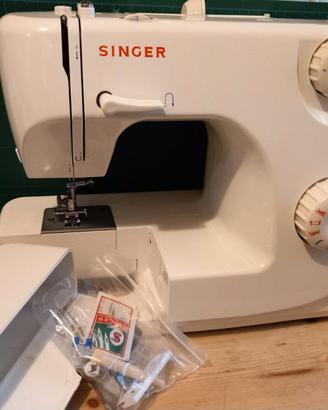 Macchina da cucire elettrica Singer Modello 8280