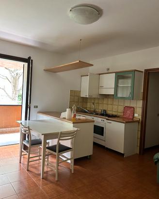 CUCINA COMPLETA CON ISOLA