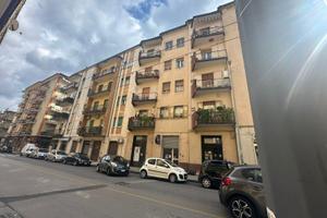 Commerciale in Via Guarini