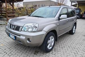 Nissan X-Trail 2.2 dci Urban Plus FL