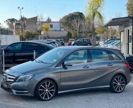 Mercedes-benz B 200 CDI BlueEFFICIENCY Premium NAV