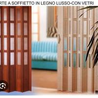 Porta a soffietto in legno con vetri 3m x 2,70 m