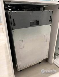 LAVASTOVIGLIE HOTPOINT ARISTON SLIM RICOND 