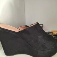 scarpa aperta dietro  
