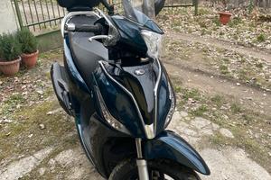 scooter kymko people  200 s