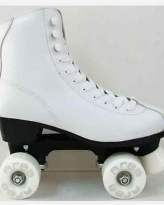 Pattini a rotelle 4 ruote Quad ARTISTICO bianchi