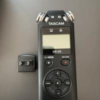 Registratore TASCAM DR-05 + micro SD 4GB