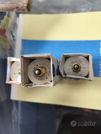 Stock Lampadine Leuci vintage di varie mis. Nuove