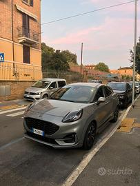 Ford Puma St line hybrid in garanzia