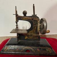 MACCHINA DA CUCIRE VINTAGE MODELLO 116