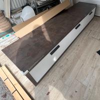 Mobile TV bianco e marrone con 3 cassetti 2.40m