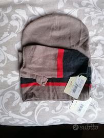 Cappello e guanti Geox