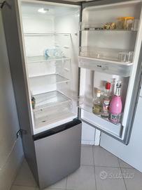 frigorifero combinato con dispenser acqua 