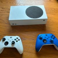 Xbox series s + 2 controller ufficiali xbox