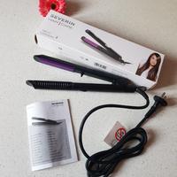 Piastra per capelli.