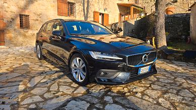 Volvo V60 D4 AWD Geartronic Momentum Business 2020