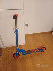 monopattino bambino marvel ultimate spiderman 