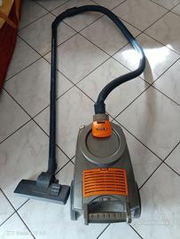 Aspirapolvere con sacchi compatibili