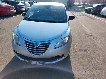 lancia ypsilon 1.3 multijet 2011