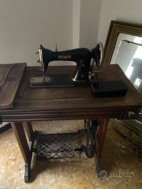 Macchina da cucire PFAFF con mobile