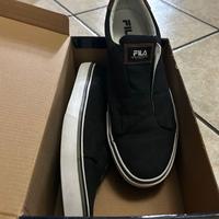 Scarpe fila da uomo nuove