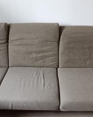 Divano con chaise longue