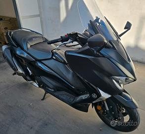 Yamaha T-MAX 530 SX 2017