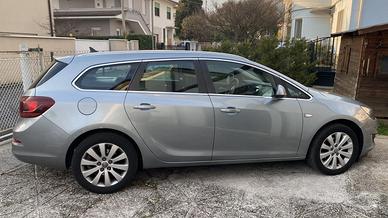 Opel Astra Sport Tourer
