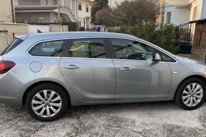 Opel Astra Sport Tourer