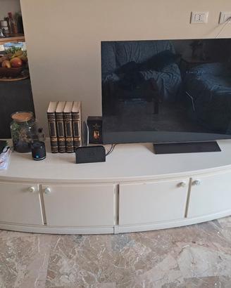 Mobile lungo TV di legno bianco