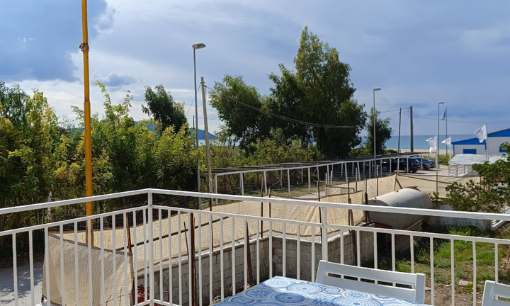 Appartamento indipendente a 30mt mare c/ terrazzo