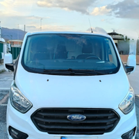 Furgone Ford custom