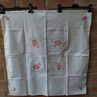 Tovaglietta da thè centrotavola vintage cm 80x80 