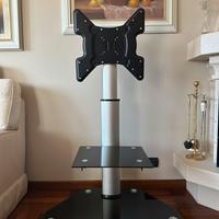 CARRELLO CON RUOTE PER TELEVISIONE