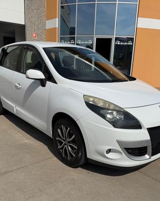 Renault Scenic Scénic X-Mod 1.5 dCi 110CV Dynamiqu