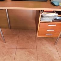 Tavolo da studio