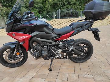 moto Yamaha Tracer 900 