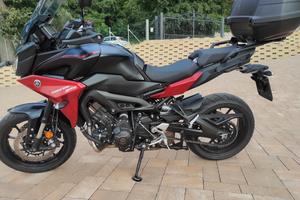 moto Yamaha Tracer 900 